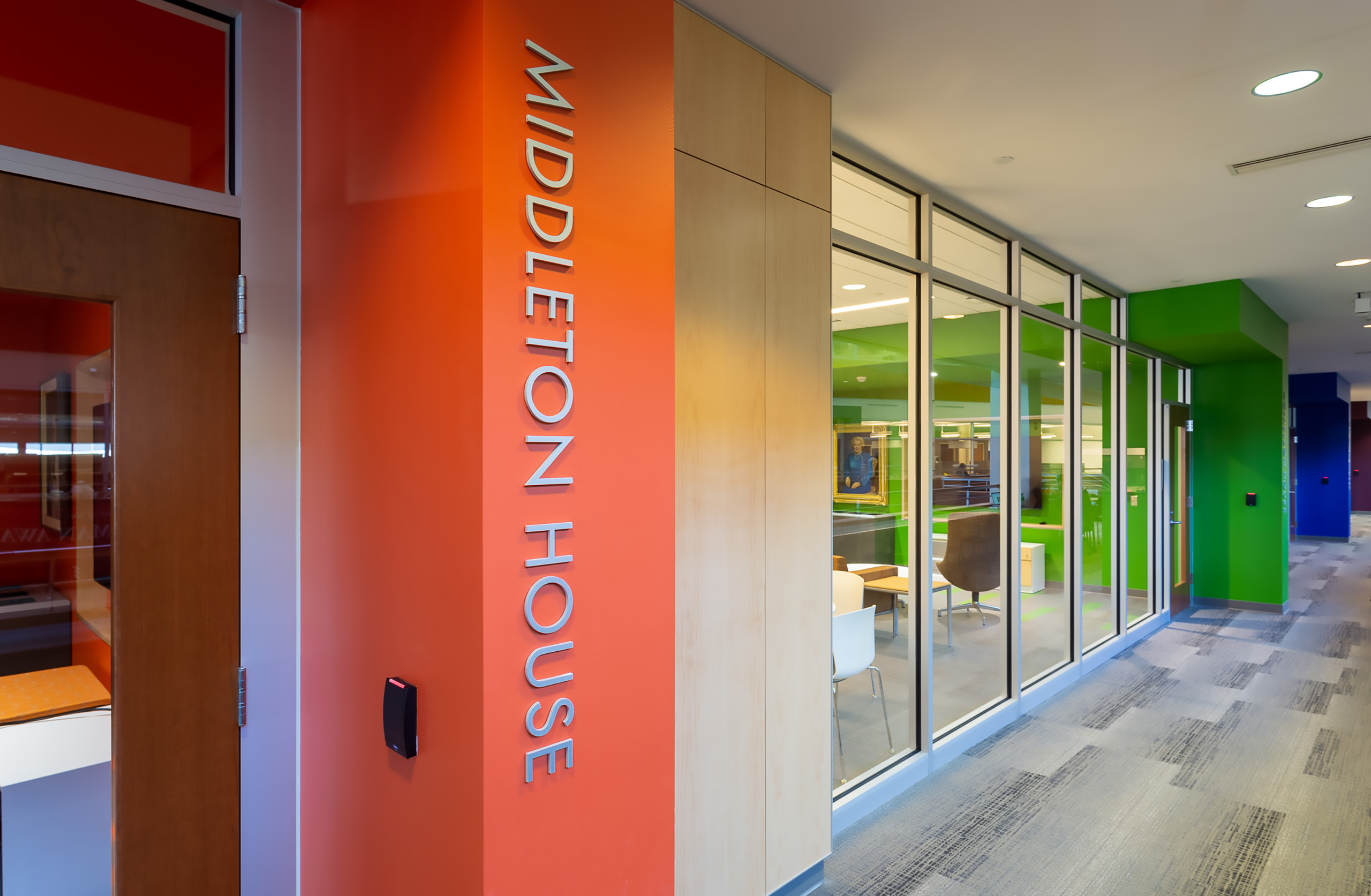 UW-Medical School Middleton House Metal Letterforms