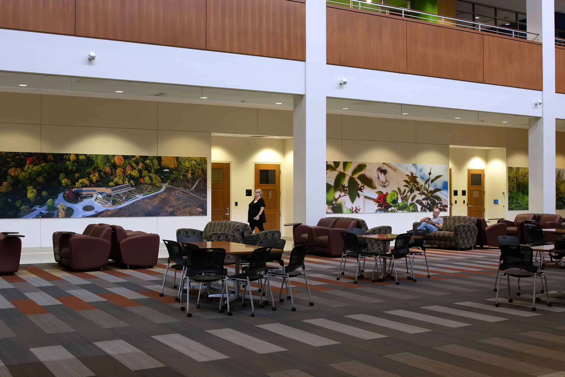 Updated SEG Frame UW Campus Photography