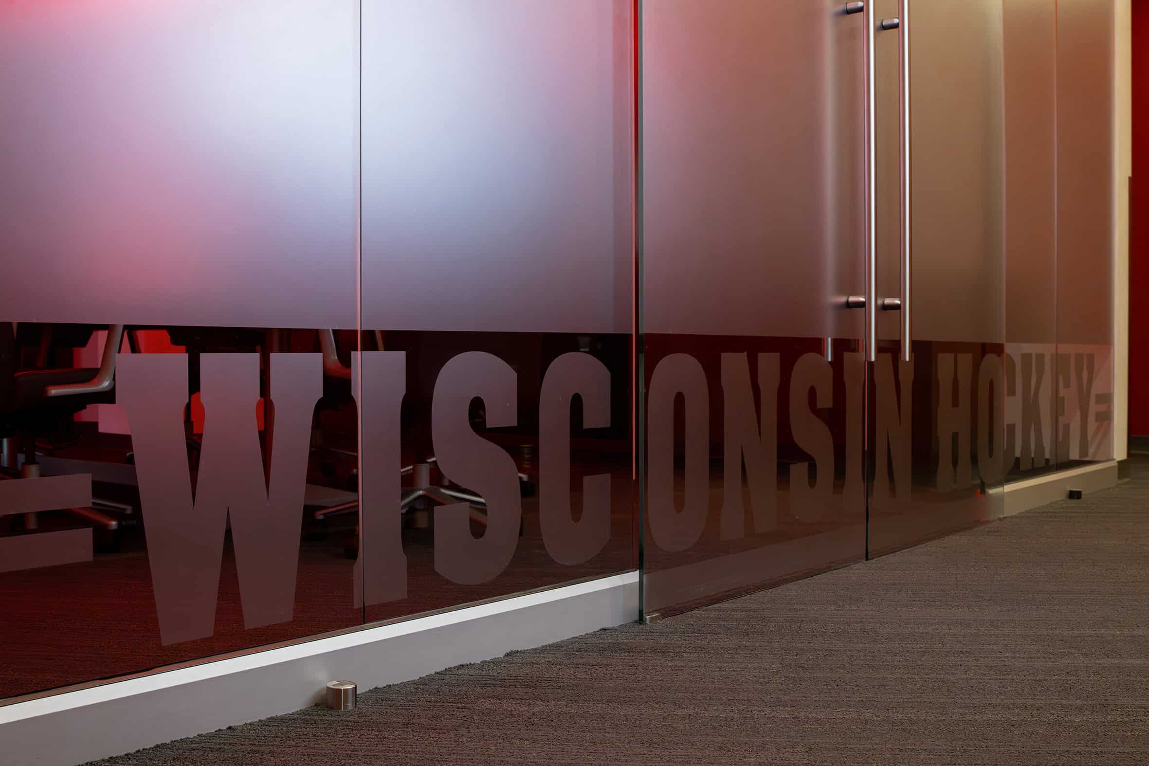 UW Hockey Custom Vinyl