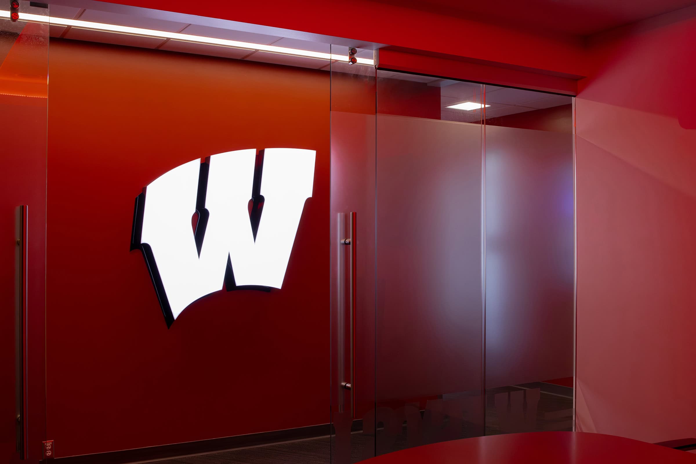 LED Lit Dimensional Acrylic Motion W Logo